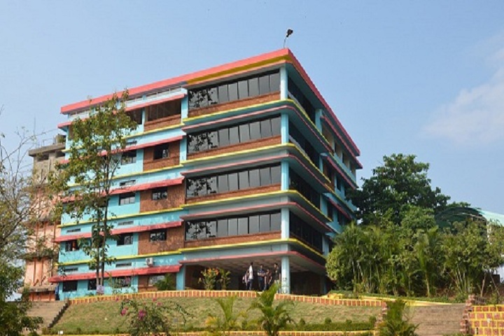 https://cache.careers360.mobi/media/colleges/social-media/media-gallery/3153/2019/2/27/campus View of Shree Rayeshwar Institute of Engineering and Information Technology Goa_campus-View.jpg